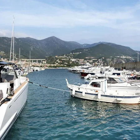 Casa Azzurra Апартаменты *